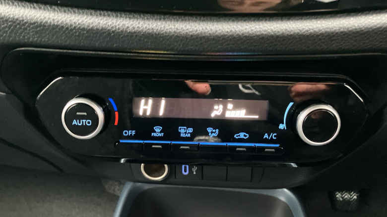 Toyota Aygo X 1.0 VVT-i Edge 5dr Petrol Hatchback